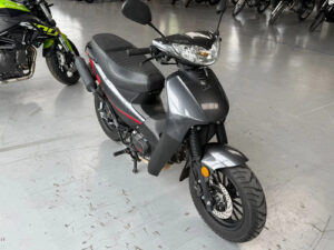 D_686475-MLA106531398122_022026-O Zanella Tunning Zb 125cc 2024