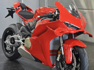 D_735351-MLA83231769428_042025-O Ducati Panigale V4 2025 - Entrega Inmediata