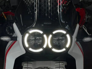 D_785067-MLA94808254938_102025-O Ducati Desert X 950 Desertx + Primer Service De Regalo