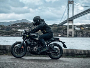 Husqvarna Svartpilen 401 - Entrega Inmediata