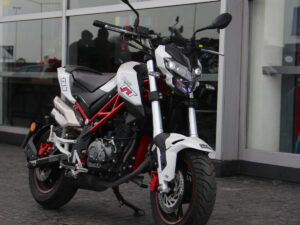 D_882894-MLA118124520969_092026-F Benelli Tnt 135 2019 - Mejor Contado! Entrega Inmediata